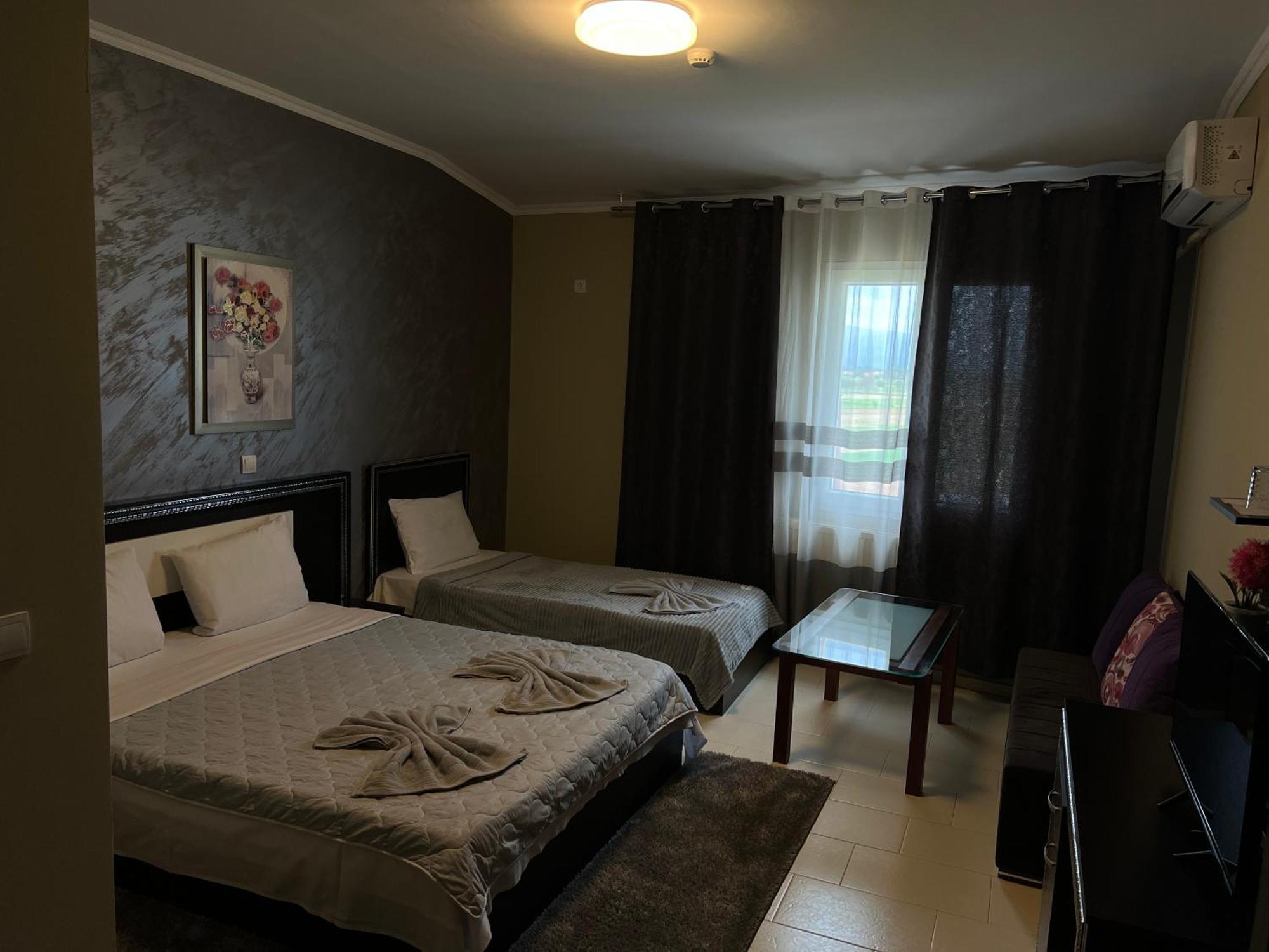 Hotel Yal Restaurant Tetowo Zewnętrze zdjęcie